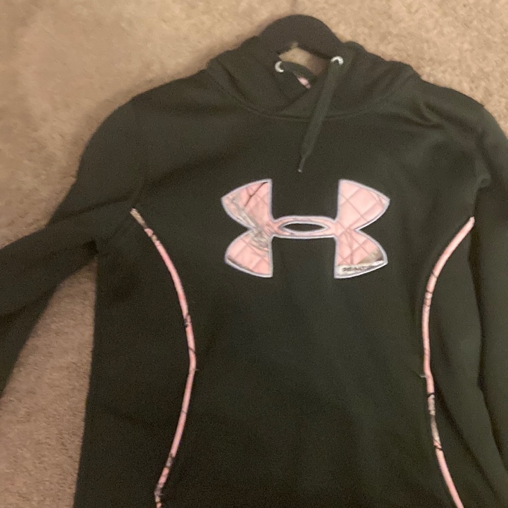 under armour size M.
